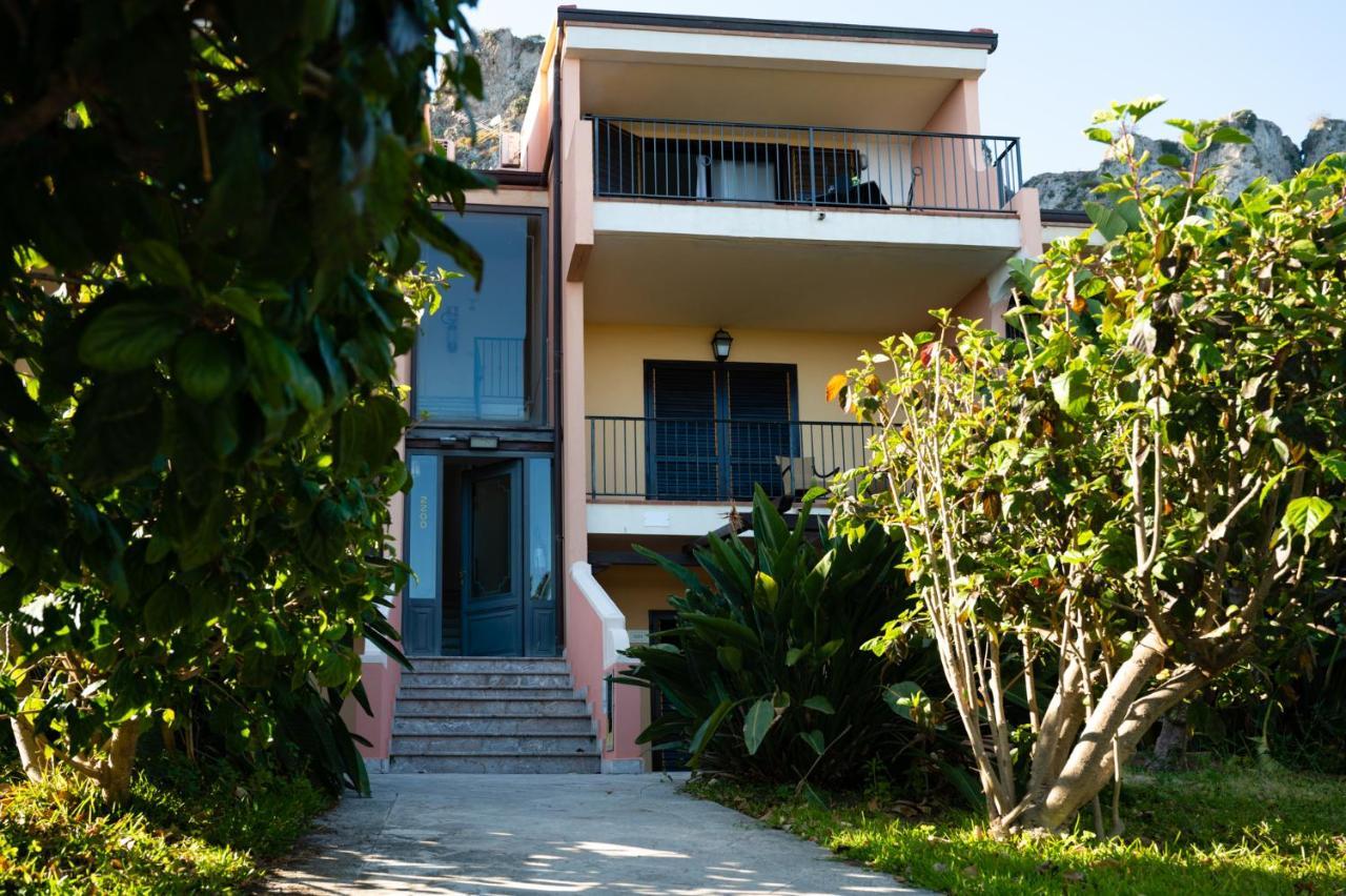 Casa Belvedere Riviera Taormina SantʼAlessio Siculo Exterior foto